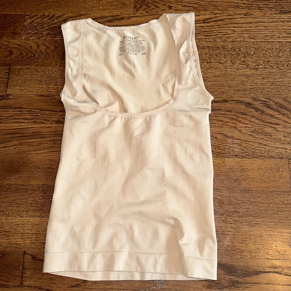 Work It! Maidenform shapewear nylon/elastane camisole top